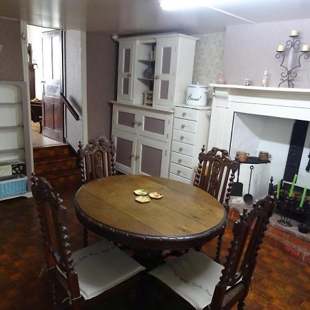 Charming French Cottage-Gite In The Heart Of Quiet Gorron Kültér fotó