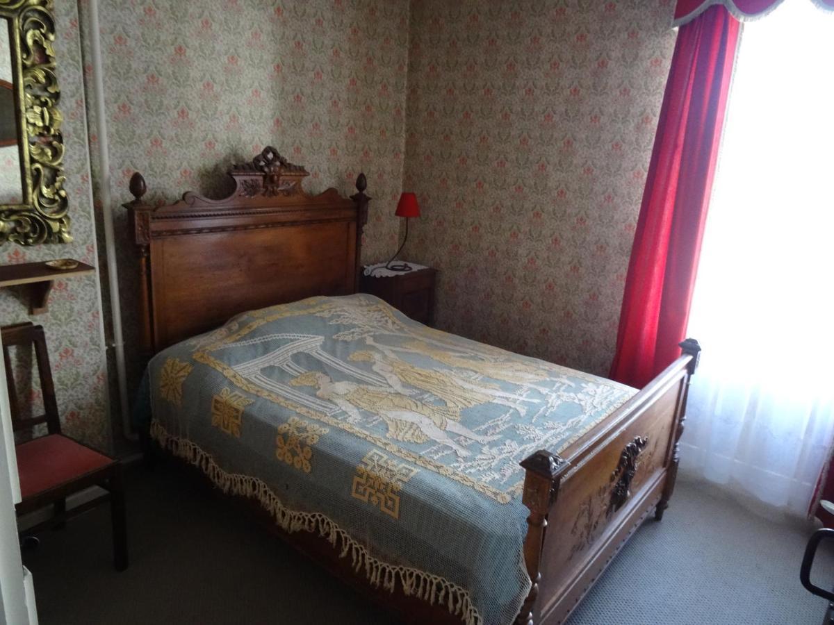Charming French Cottage-Gite In The Heart Of Quiet Gorron Kültér fotó